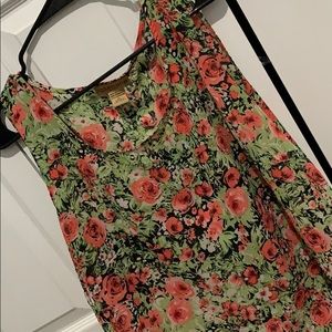 1X - Floral and black tank top/blouse - Notations